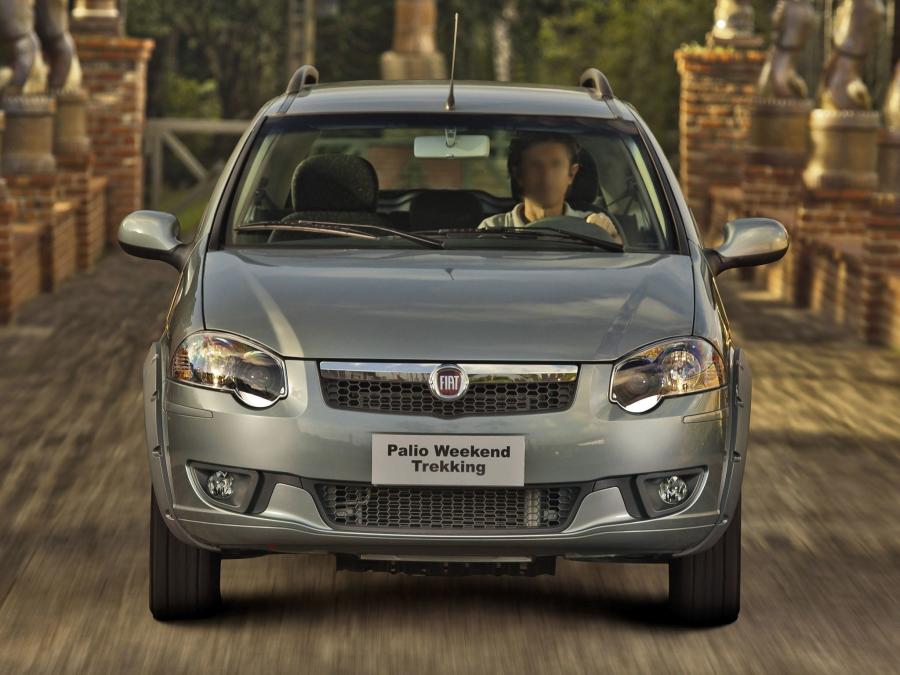  Fiat Palio Weekend Trekking 2012 года  (фото 19 из 24)